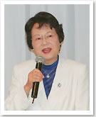 遠山敦子初代会長